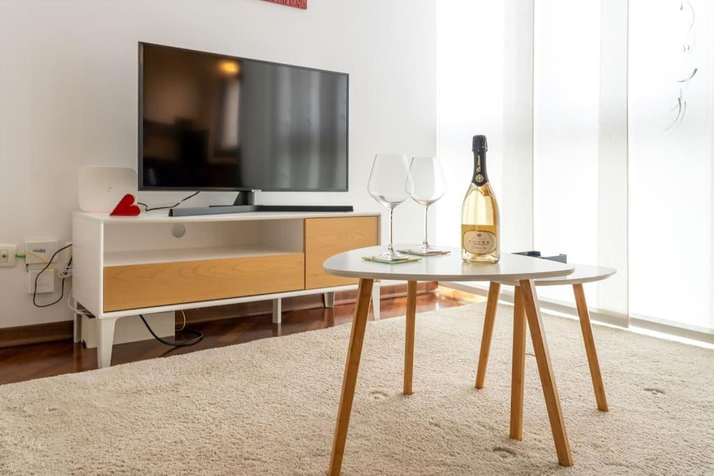 מילאנו Duomo-PortaromanaXxl Home Terrace & Free Parking מראה חיצוני תמונה