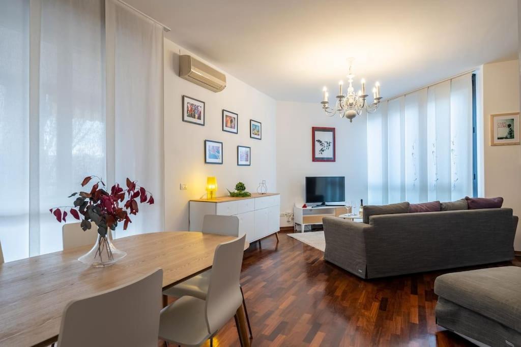 מילאנו Duomo-PortaromanaXxl Home Terrace & Free Parking מראה חיצוני תמונה